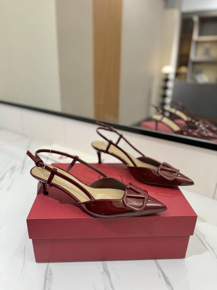Valentino Sandal3-11